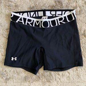 EUC Under Armor biker shorts